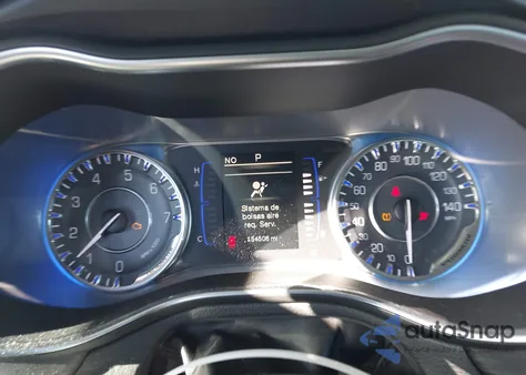 2015 Chrysler 200 Limited z USA, uszkodzony, nr VIN 1C3CCCAB3FN741880